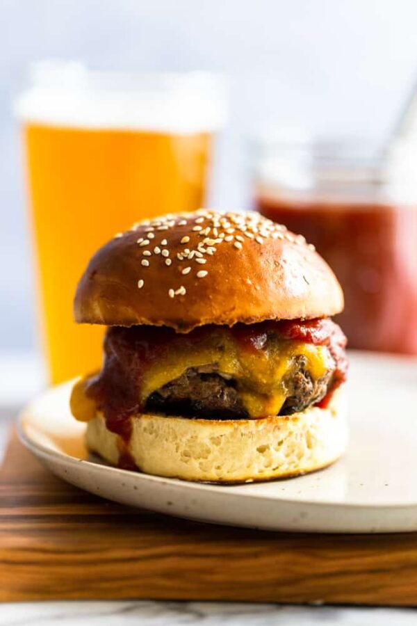grill BBQ sauce burger